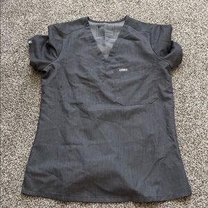 Figs Women's Scrub Top in graphite